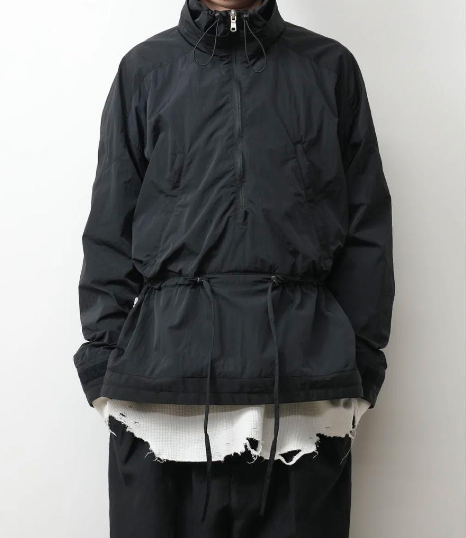 カ*ロ様 ANCELLM NYLON PULLOVER JACKET