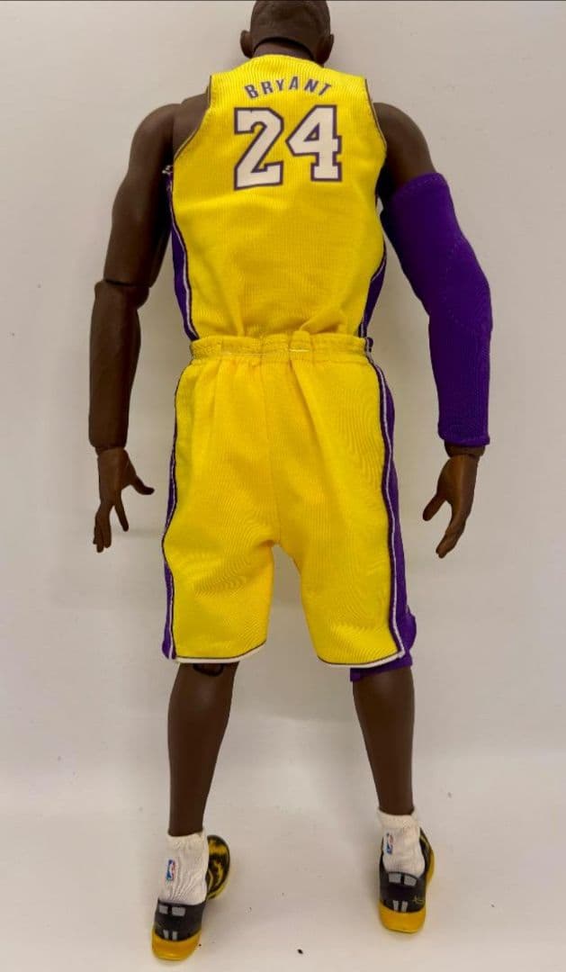 箱無し/経年劣化有 エンターベイ NBAコービー・ブライアント enterbay