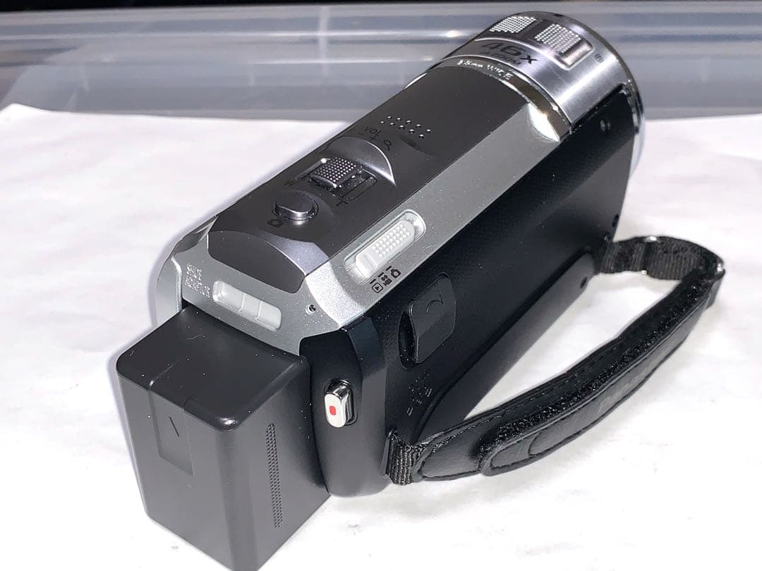 超極上　Panasonic HC-V700M 128gSDカードおまけ