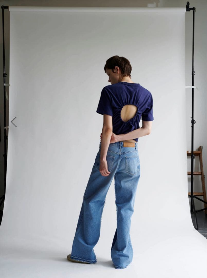 み*ん様 【新品】INSCRIRE アンスクリア　バックサークルTシャツ　半袖