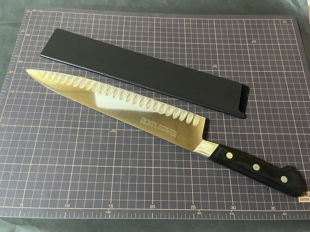 OGミソノ UX10 サーモン 牛刀 包丁 刃渡り約27cm 鏡面 研ぎ済