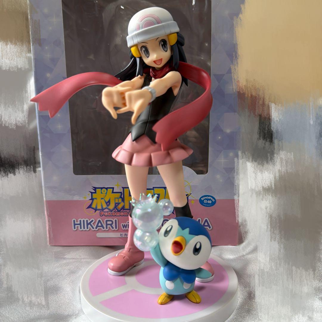 『ポケットモンスター』 ヒカリ with ポッチャマ 1/8スケール　フィギュア