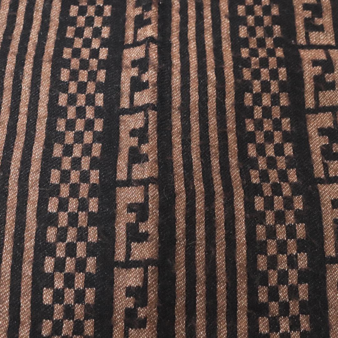 フェンディ FENDI マフラー
